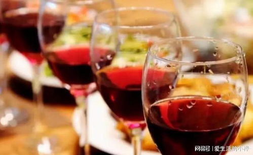 醫(yī)生提醒 痛風(fēng)患者牢記“3少吃、3不喝”，對腎功能有益，尤其遠(yuǎn)離烈酒甜味